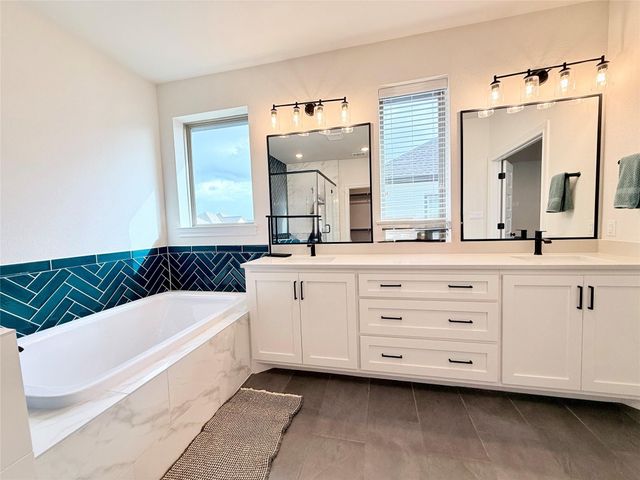 113 Low River LN, Georgetown, TX 78628