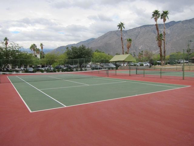 353 E Via Escuela 213, Palm Springs, CA 92262