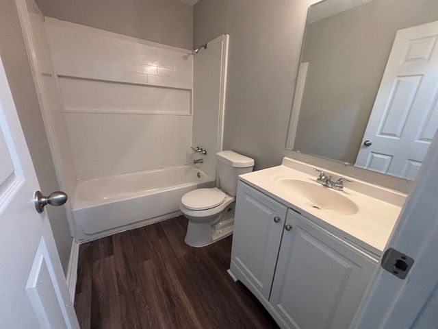 5338 CEDAR BLUFF DR, Unincorporated, TN 38127