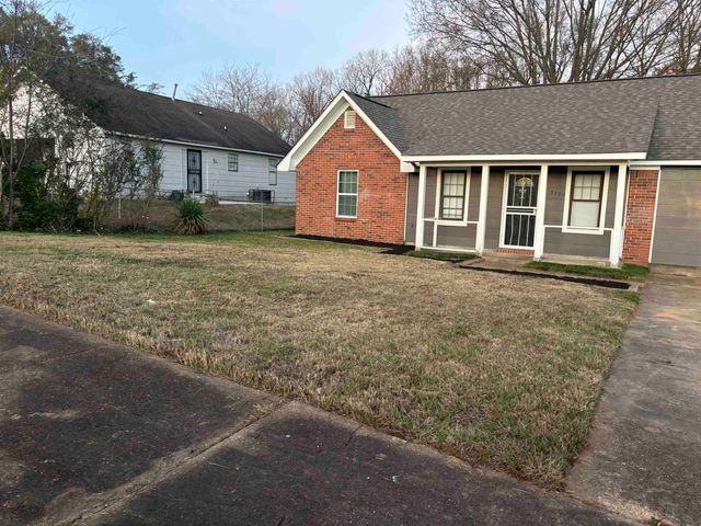 5338 CEDAR BLUFF DR, Unincorporated, TN 38127