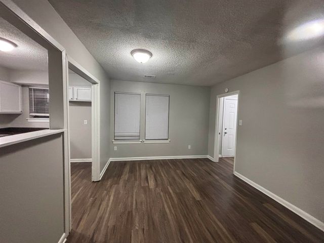 5338 CEDAR BLUFF DR, Unincorporated, TN 38127