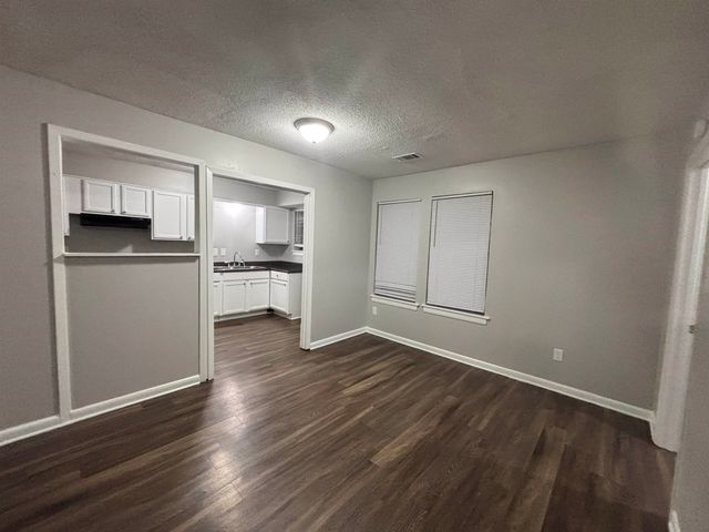 5338 CEDAR BLUFF DR, Unincorporated, TN 38127