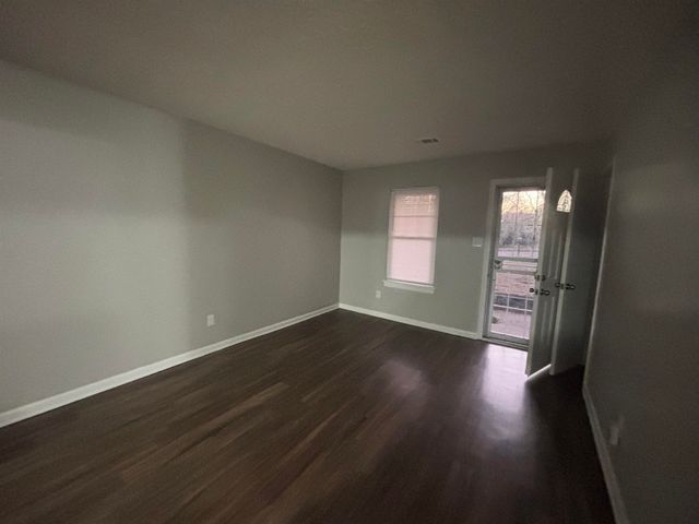 5338 CEDAR BLUFF DR, Unincorporated, TN 38127