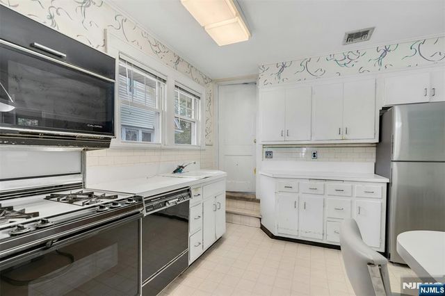 1342 Pennington Road, Teaneck, NJ 07666