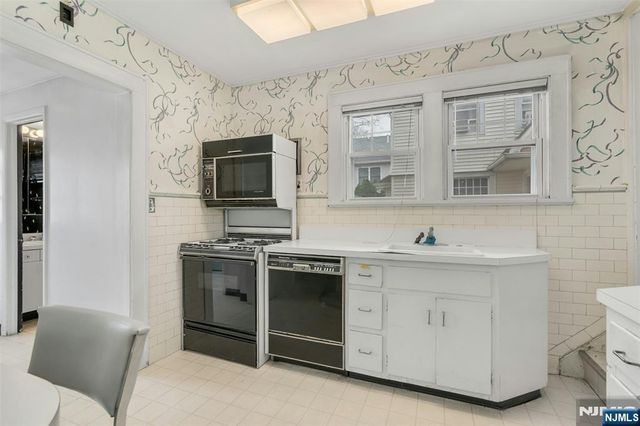 1342 Pennington Road, Teaneck, NJ 07666
