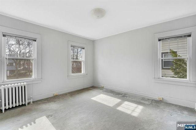 1342 Pennington Road, Teaneck, NJ 07666