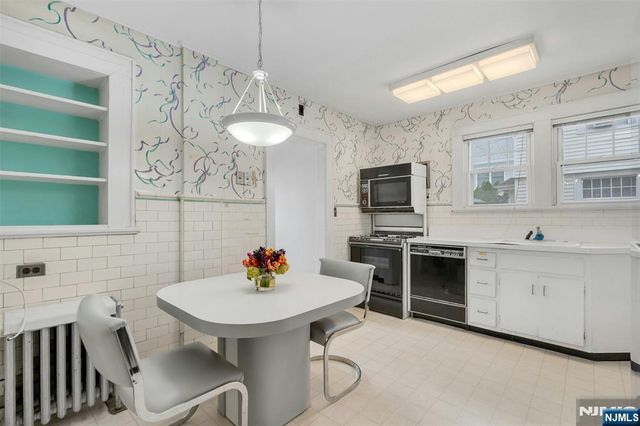 1342 Pennington Road, Teaneck, NJ 07666