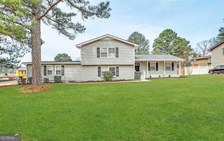 3609 River Hills Drive, Ellenwood, GA 30294
