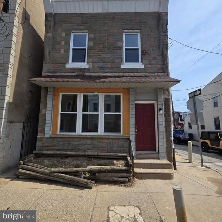 1225 ADAMS AVE, Philadelphia, PA 19124