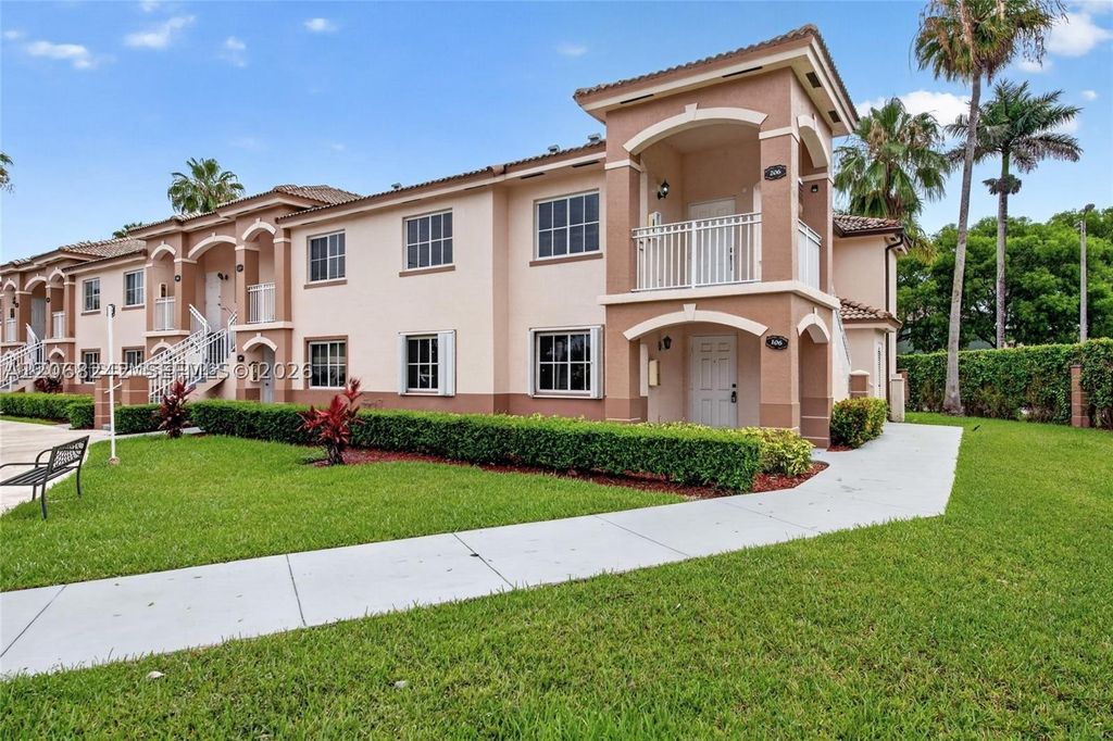 2721 SE 12th Pl 206, Homestead, FL 33035
