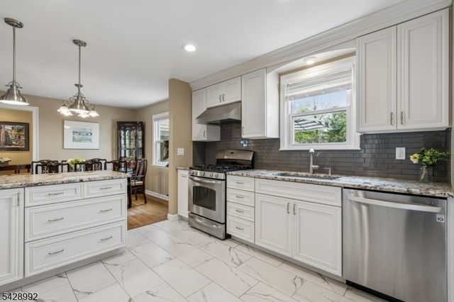 85 Irving Ave, Livingston Twp., NJ 07039