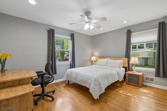 85 Irving Ave, Livingston Twp., NJ 07039