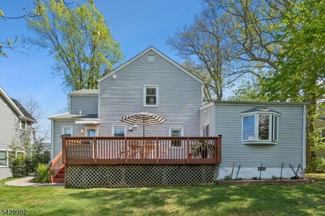 85 Irving Ave, Livingston Twp., NJ 07039