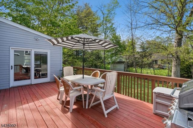 85 Irving Ave, Livingston Twp., NJ 07039
