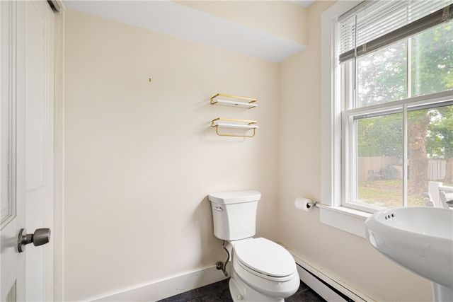 7 Marsh Street, Newport, RI 02840