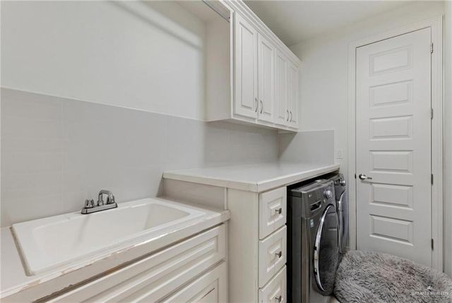 4911 N 41st Lane, Mcallen, TX 78504