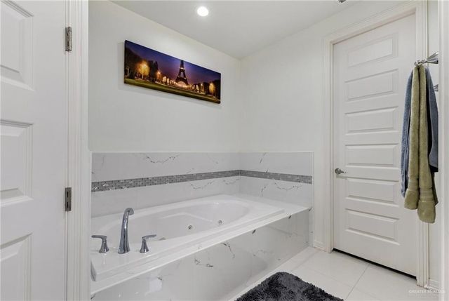 4911 N 41st Lane, Mcallen, TX 78504