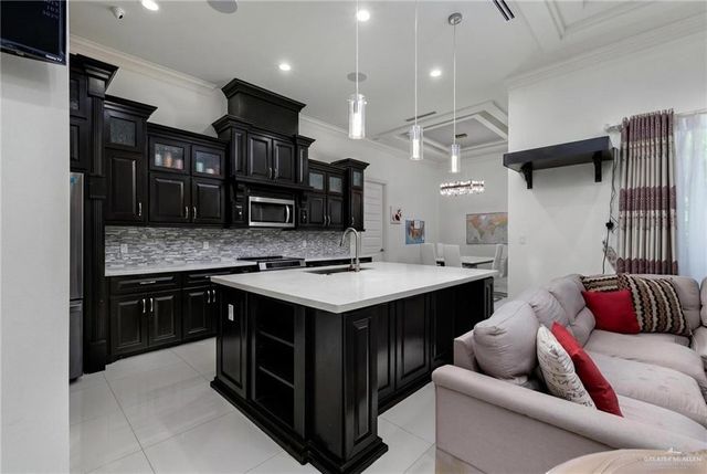 4911 N 41st Lane, Mcallen, TX 78504