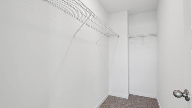 919 Briar Glen Court, Hampshire, IL 60140