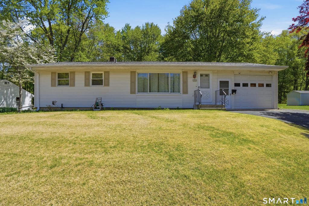36 Longview Terrace, Naugatuck, CT 06770