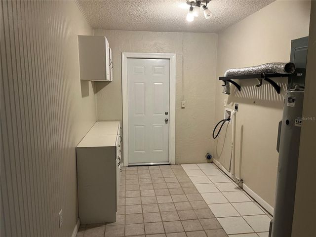 3101 VILLAGE LANE, Mount Dora, FL 32757