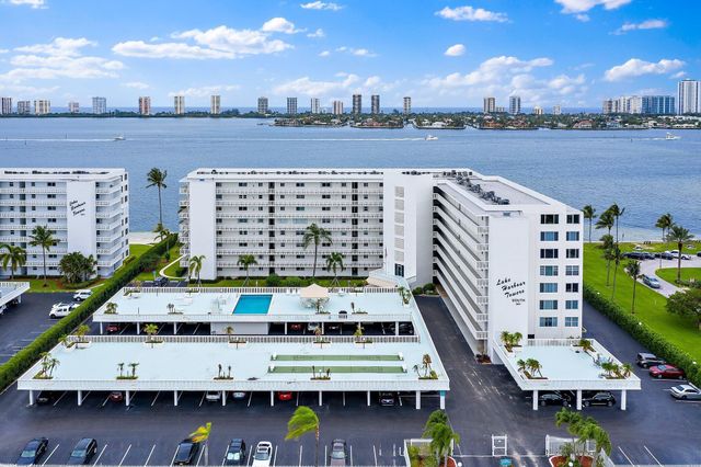 301 Lake Shore Drive 802, Lake Park, FL 33403