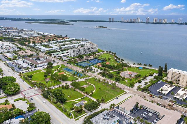 301 Lake Shore Drive 802, Lake Park, FL 33403