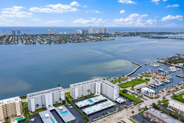 301 Lake Shore Drive 802, Lake Park, FL 33403