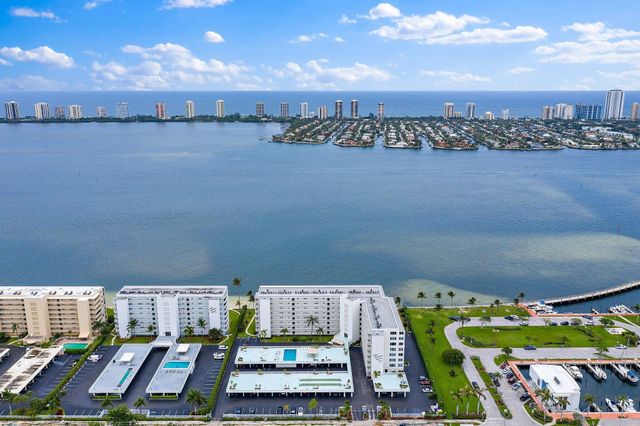 301 Lake Shore Drive 802, Lake Park, FL 33403