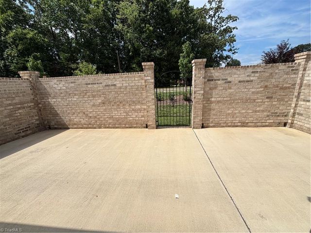 1036 Beechcraft Drive, Mebane, NC 27302