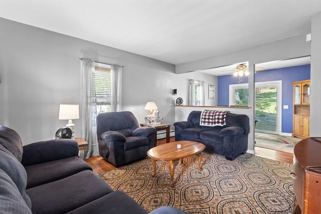 82 Brooks St, Worcester, MA 01606