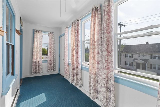82 Brooks St, Worcester, MA 01606