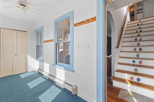 82 Brooks St, Worcester, MA 01606