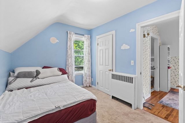 82 Brooks St, Worcester, MA 01606