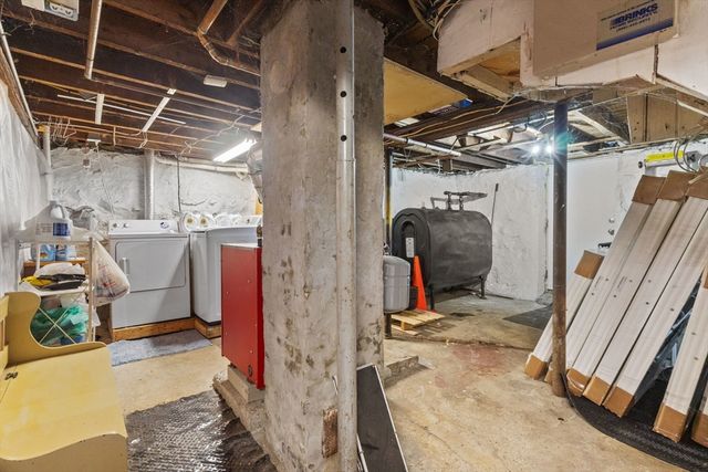82 Brooks St, Worcester, MA 01606