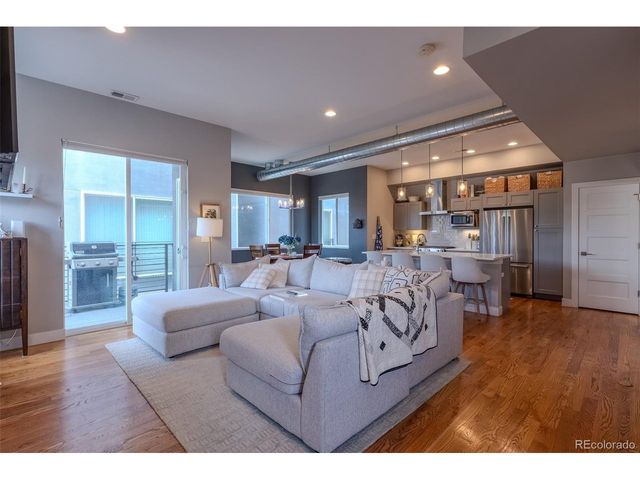 3318 S Washington St, Englewood, CO 80113