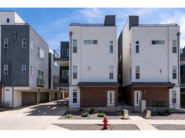 3318 S Washington St, Englewood, CO 80113