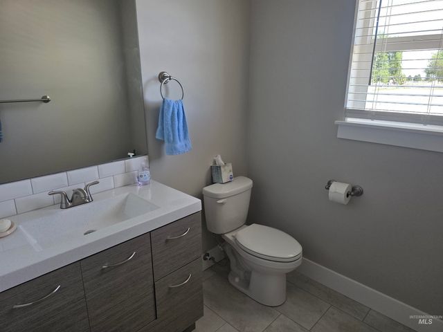 2843 E 3500 N., Twin Falls, ID 83301