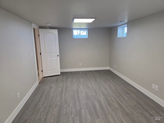 2843 E 3500 N., Twin Falls, ID 83301