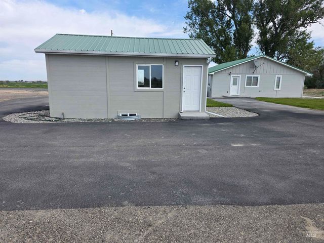 2843 E 3500 N., Twin Falls, ID 83301