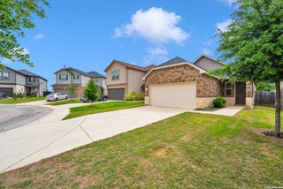8326 Cactus Wren Hl, San Antonio, TX 78253