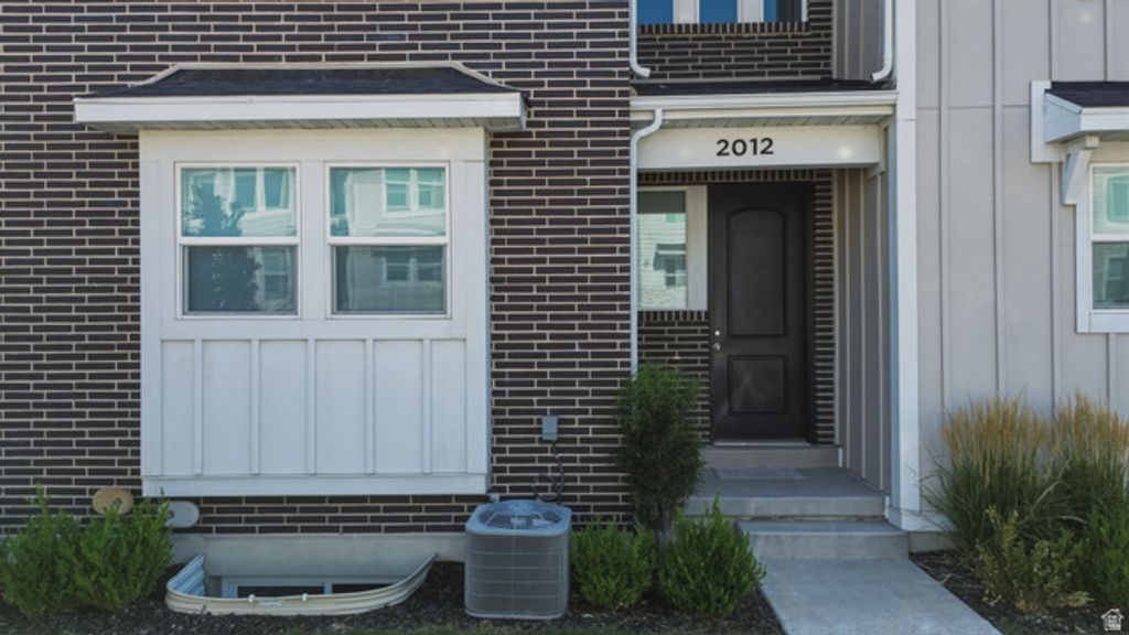 2012 N 4040 W #419, Lehi, UT 84048 — photo 2