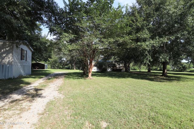 21301 Houston Ladner Road, Saucier, MS 39574