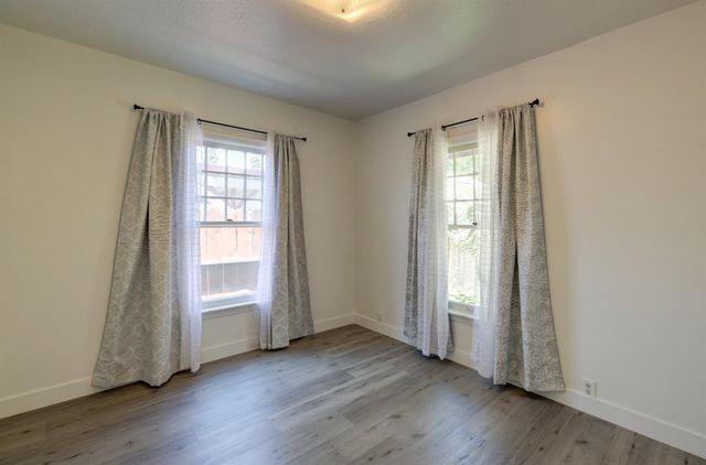1204 W Yale Avenue, Fresno, CA 93705