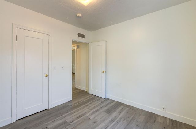 1204 W Yale Avenue, Fresno, CA 93705