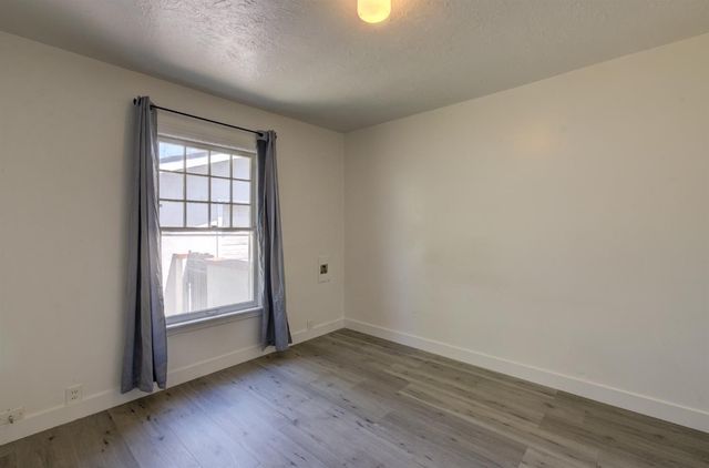 1204 W Yale Avenue, Fresno, CA 93705
