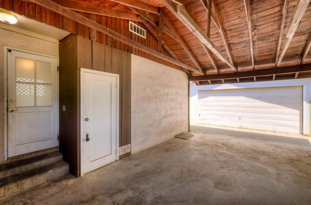 1204 W Yale Avenue, Fresno, CA 93705