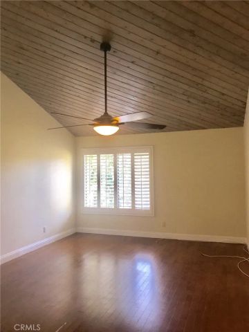 17807 Devonshire Street 4, Northridge, CA 91325