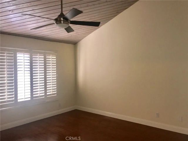 17807 Devonshire Street 4, Northridge, CA 91325