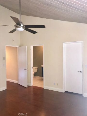 17807 Devonshire Street 4, Northridge, CA 91325